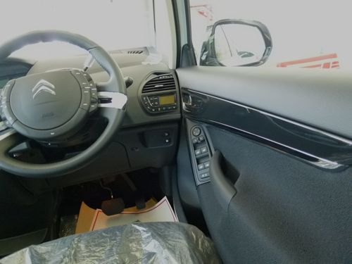 ★C4Picasso Limited Style がショールームにやってきました★