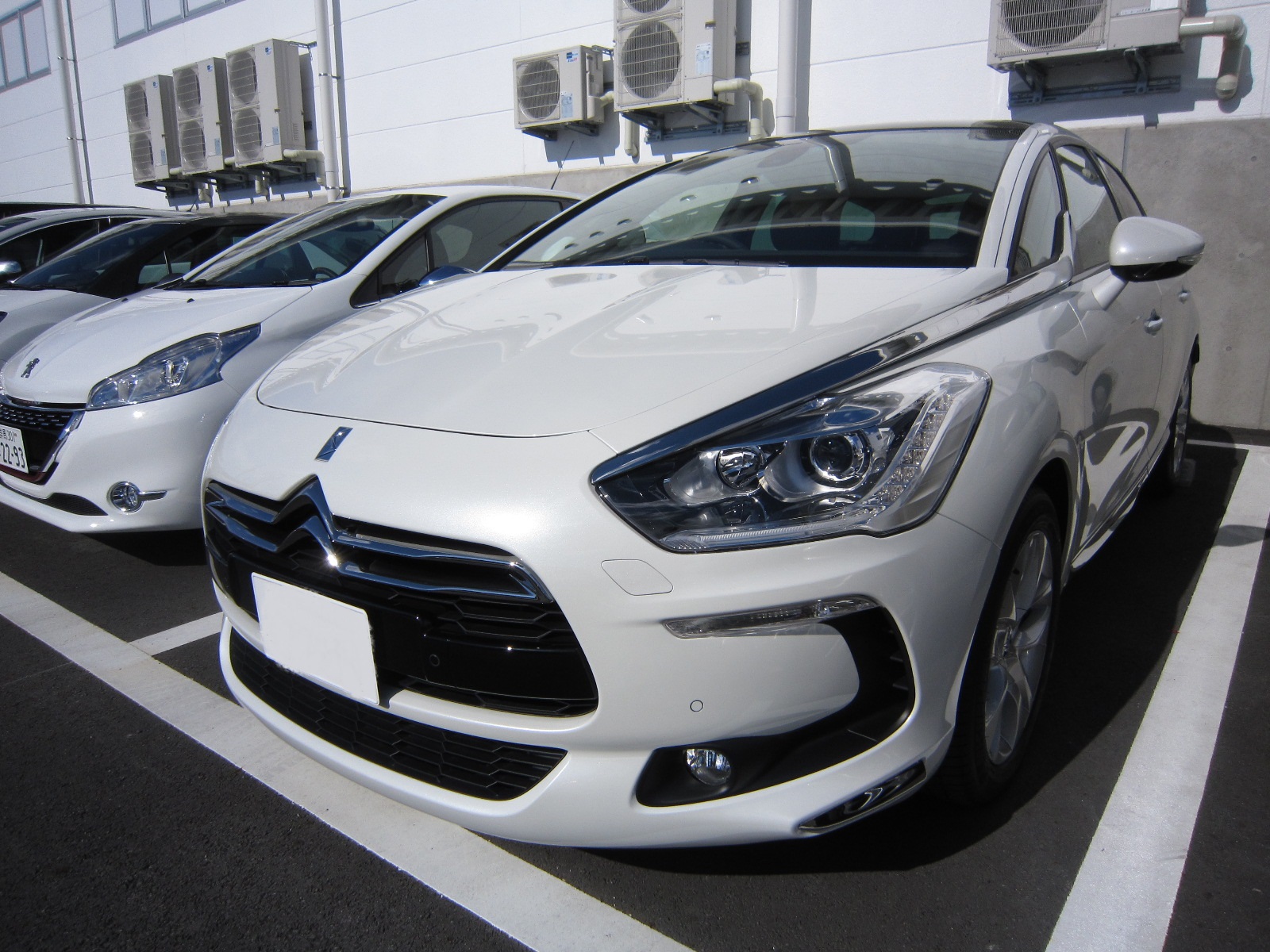 ◆DS5試乗車のご案内◆